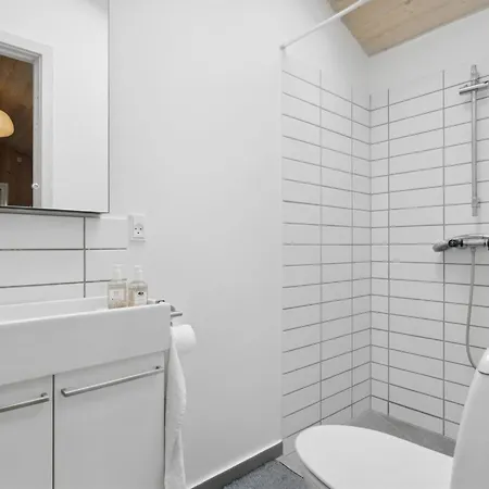 Vakantiehuis Ufej - 2-5km From The Sea In Djursland And Mols By Interhome *
