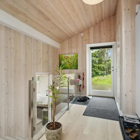 Nyaraló Ufej - 2-5km From The Sea In Djursland And Mols By Interhome