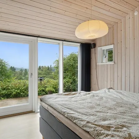 Vakantiehuis Ufej - 2-5km From The Sea In Djursland And Mols By Interhome