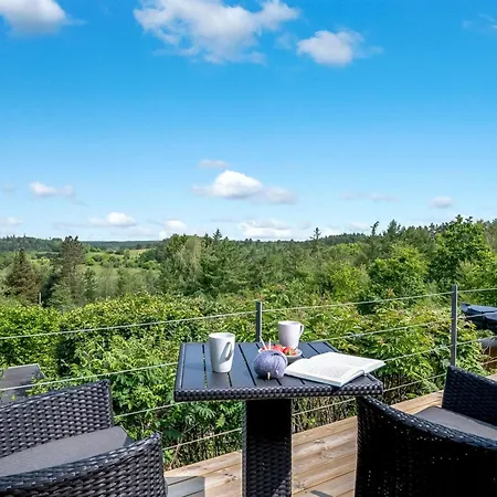 Vakantiehuis Ufej - 2-5km From The Sea In Djursland And Mols By Interhome *